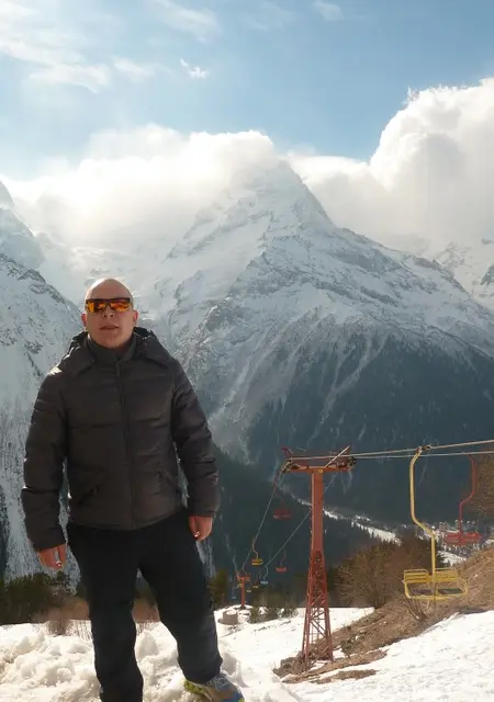 Я Максим, 41, знакомлюсь на одну ночь в Витязеве