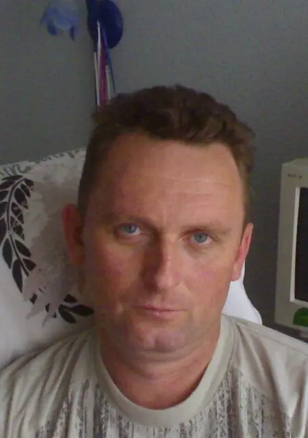 Виктор из Дзержинска, ищу на сайте постоянные отношения