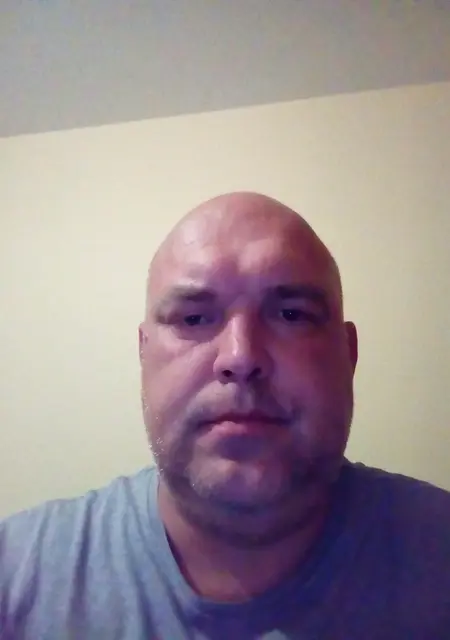 Дмитрий из Ханты-Мансийска, ищу на сайте знакомства на одну ночь