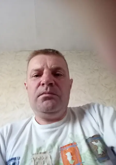 Минька из Александрова, мне 45, познакомлюсь на одну ночь