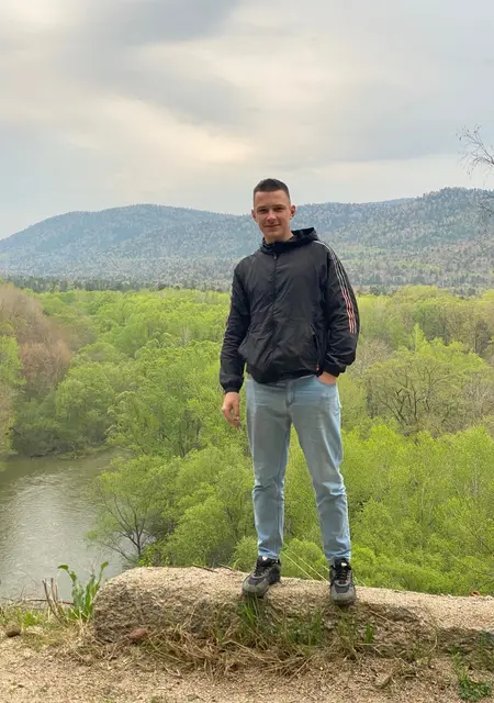 Игорь из Уссурийска, ищу на сайте знакомства на одну ночь