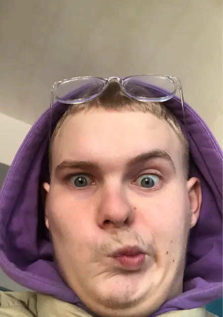 Я Дмитрий, 20, из Ростова-на-Дону, ищу знакомства без обязательств