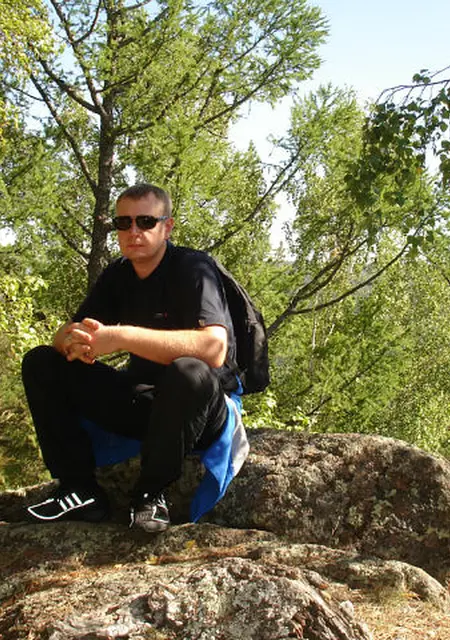 Я Игорь, 49, из Переславля-Залесского, ищу знакомства без обязательств