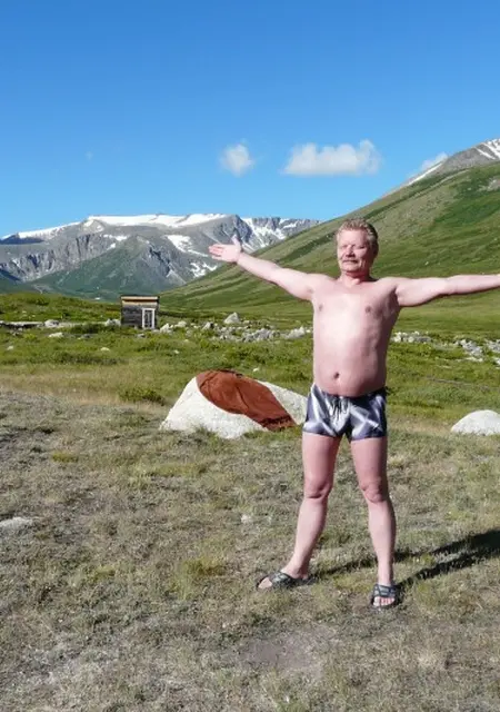 Я Гоша, 67, из Севастополя, ищу знакомство для постоянных отношений