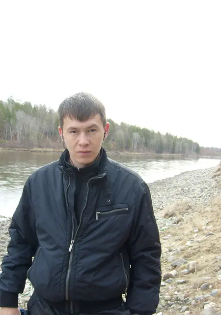 Виталий из Горно-Алтайска, мне 42, познакомлюсь для общения