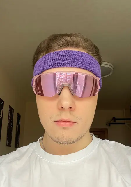 Кирилл из Арзамаса, мне 25, познакомлюсь для общения