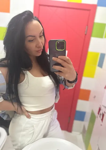 Я Валентина, 31, из Санкт-Петербурга, ищу знакомство для постоянных отношений