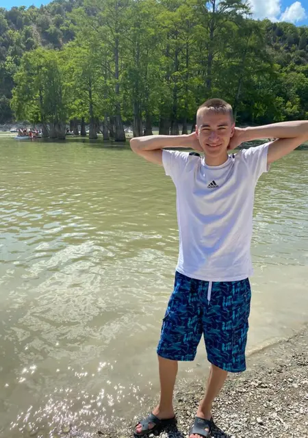 Я Даниил, 20, знакомлюсь без обязательств в Иванове