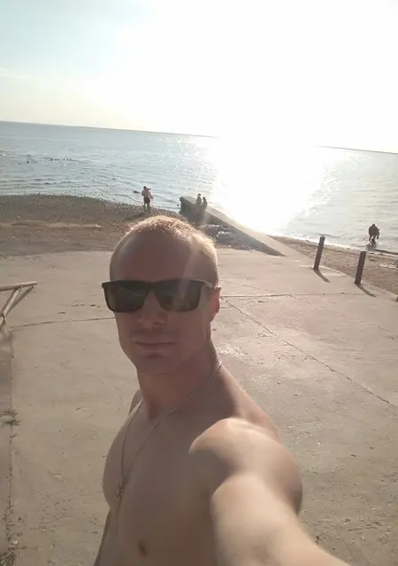 Я Алекс, 34, знакомлюсь без обязательств в Усинске