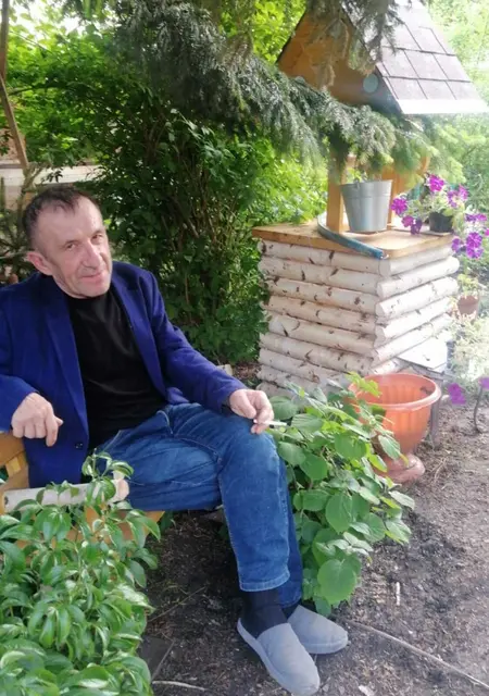 Я Василий, 59, знакомлюсь без обязательств в Казани