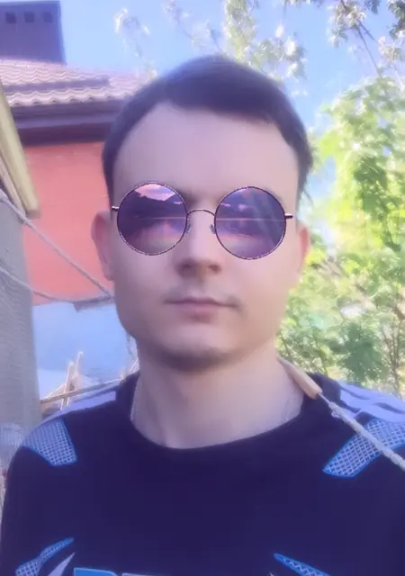 Я Александр, 25, знакомлюсь для приятного времяпровождения в Азове