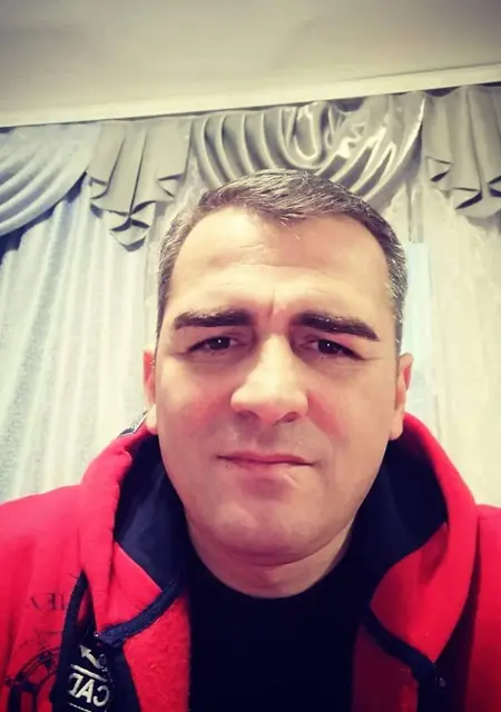 Я Георгий, 45, из Владикавказа, ищу знакомства без обязательств