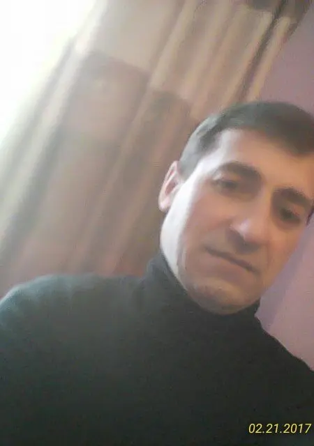 Я Noro, 46, знакомлюсь на одну ночь в Якутске