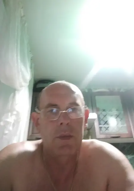 Я Александр Замберг, 56, из Новокузнецка, ищу знакомства без обязательств