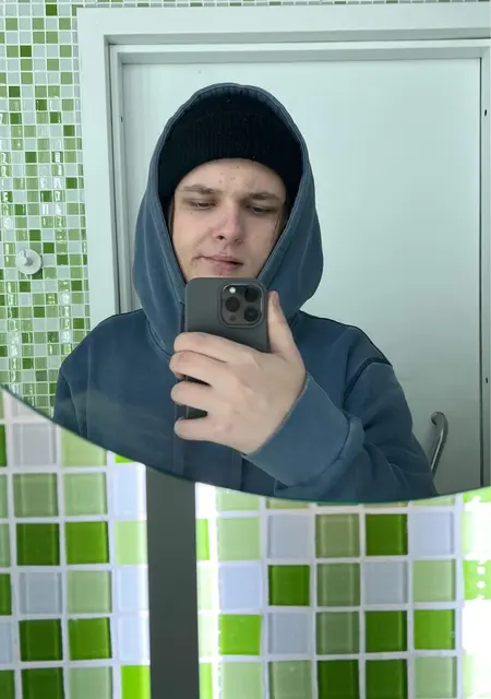 Данил из Пензы, мне 19, познакомлюсь для открытые отношения