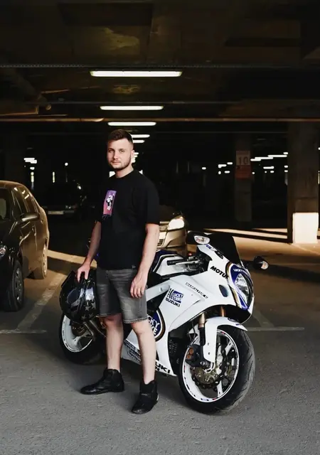 Андрей из Керчи, мне 27, познакомлюсь на одну ночь