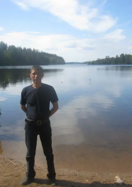 Я Алексей, 44, из Котласа, ищу знакомства без обязательств