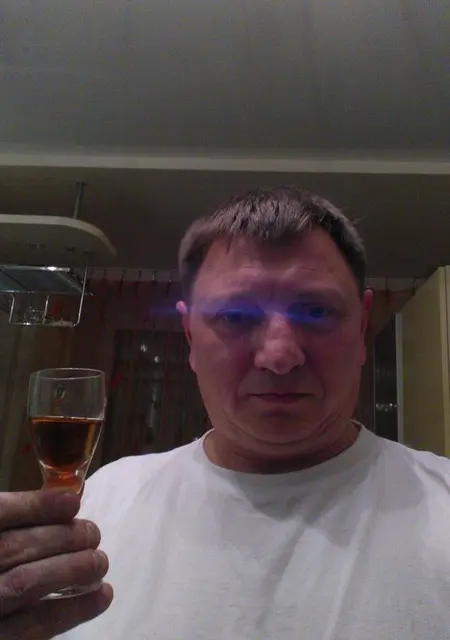 Дмитрий из Нижнего Новгорода, мне 50, познакомлюсь на одну ночь