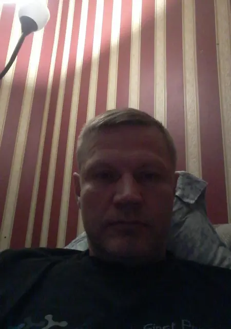 Я Иван, 52, знакомлюсь без обязательств в Архангельске