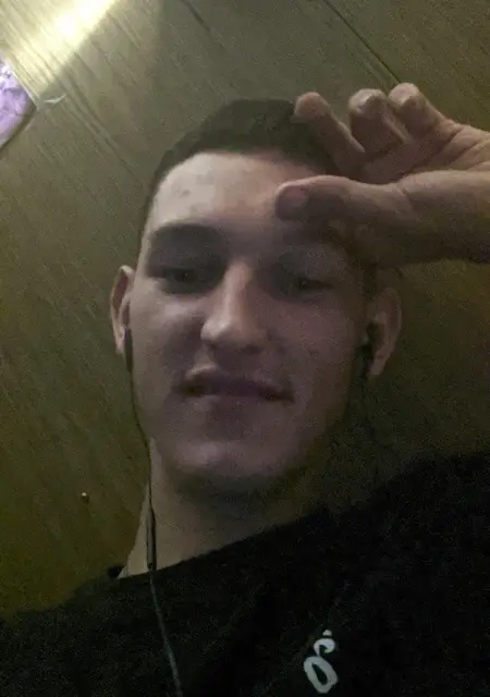 Миша з Херсона, шукаю на сайті вірт