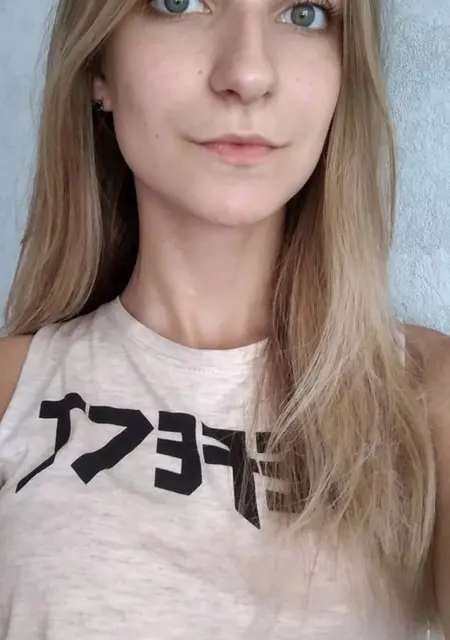 Вика из Коростеня, мне 29, познакомлюсь для вирта