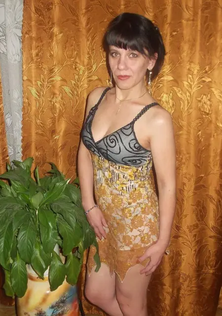 Лена из Москвы, мне 49, познакомлюсь на одну ночь