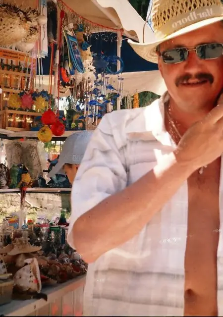 Я Евгений, 63, из Ижевска, ищу знакомство для постоянных отношений