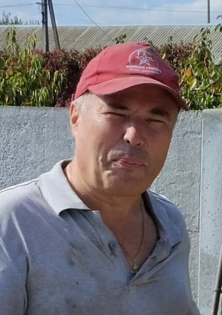 Я Олег, 57, из Темрюка, ищу знакомство для совместных путешествий