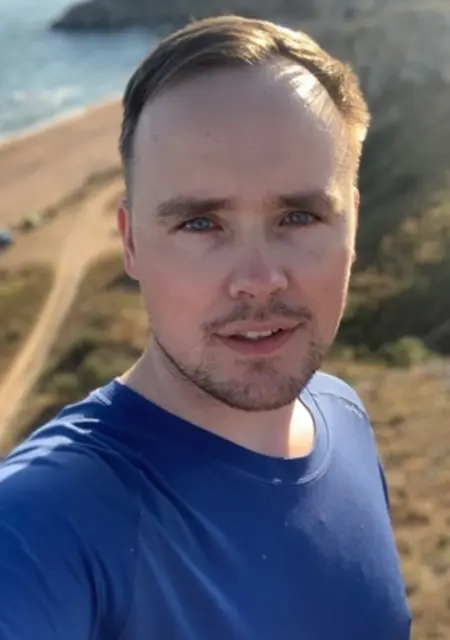 Я Олег, 35, из Вязьмы, ищу знакомства на одну ночь