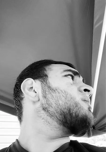 Я Руслан, 25, из Белореченска, ищу знакомства без обязательств