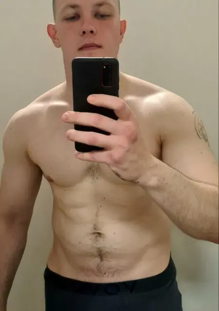 Я Андрей, 27, из Рязани, ищу знакомства на одну ночь