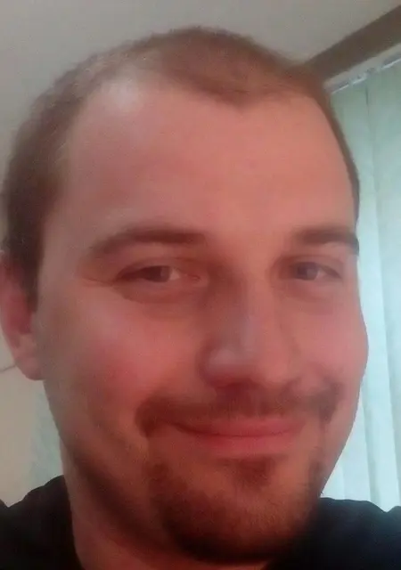 Андрей из Вольска, мне 37, познакомлюсь на одну ночь