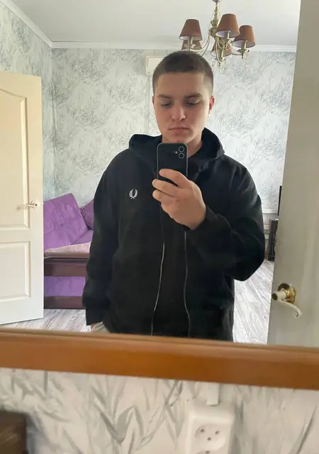 Славик из Ростова-на-Дону, ищу на сайте знакомства на одну ночь