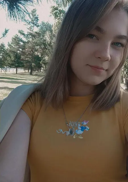 Я Александра, 23, из Томска, ищу знакомство для постоянных отношений