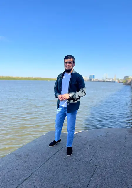 Салман из Ноябрьска, ищу на сайте знакомства на одну ночь