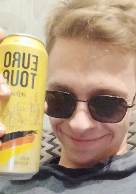 Я Тёмыч, 23, знакомлюсь для дружбы в Норильске