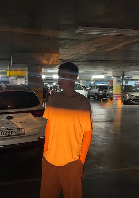 Дмитрий из Обнинска, мне 20, познакомлюсь без обязательств