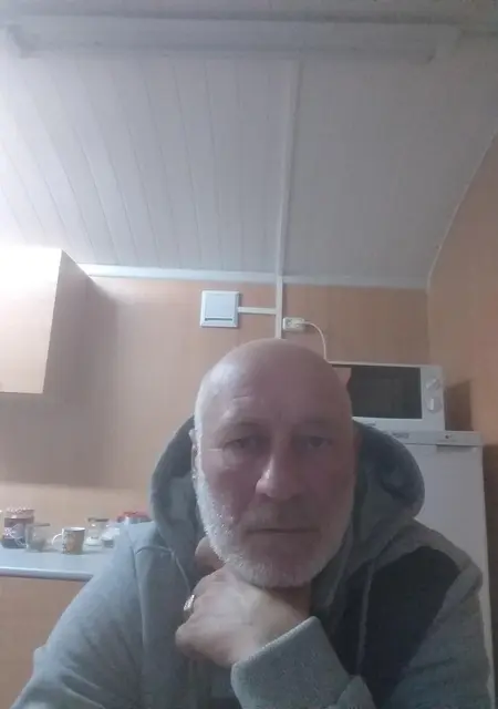 Сергей из Магадана, ищу на сайте знакомства на одну ночь