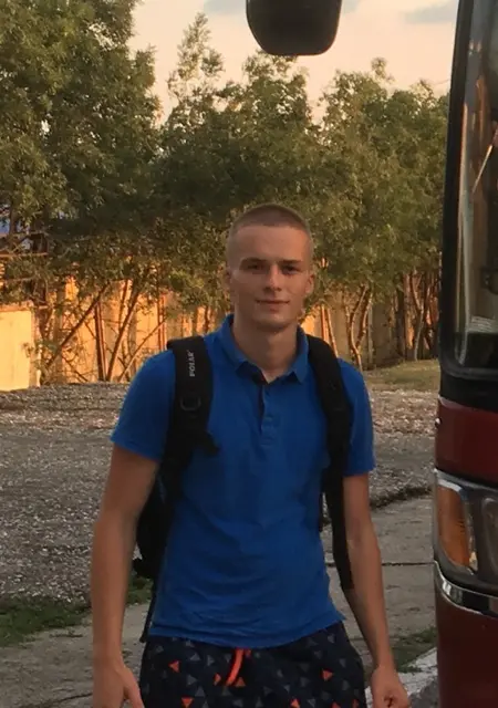 Максим из Геленджика, ищу на сайте знакомства на одну ночь