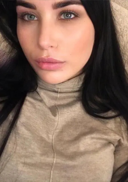 Я Нина, 29, из Челябинска, ищу знакомство для вирта