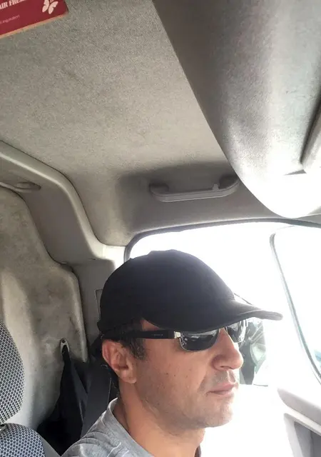 Паша из Лосино-Петровского, мне 39, познакомлюсь на одну ночь