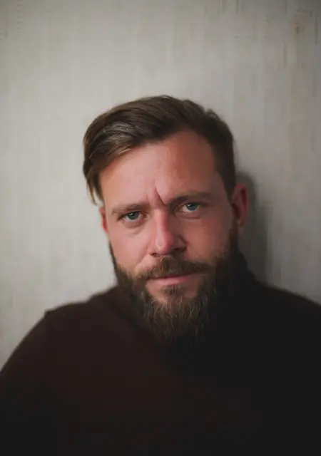 Александр из Анапы, мне 37, познакомлюсь на одну ночь