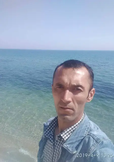 Коля из Омска, мне 43, познакомлюсь без обязательств