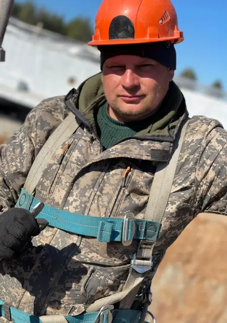 Я Юрий, 43, из Добрянки, ищу знакомства на одну ночь