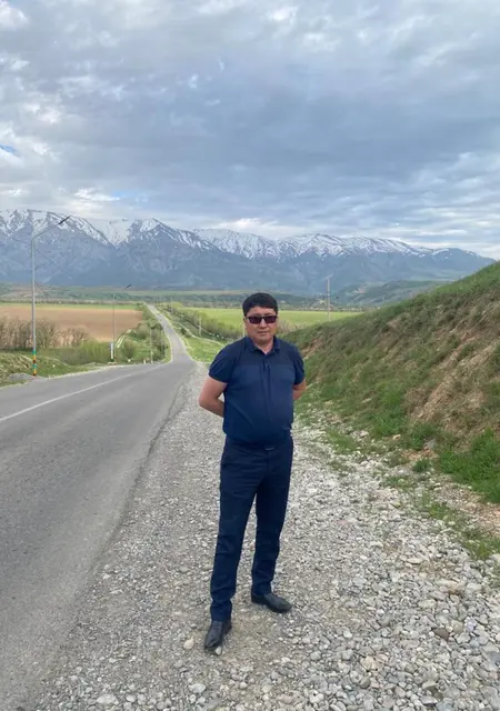 Я Yerlan, 39, знакомлюсь без обязательств в Алматы