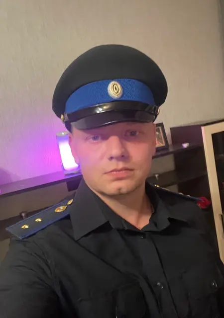 Я Дима, 36, из Нового Уренгоя, ищу знакомство для приятного времяпровождения