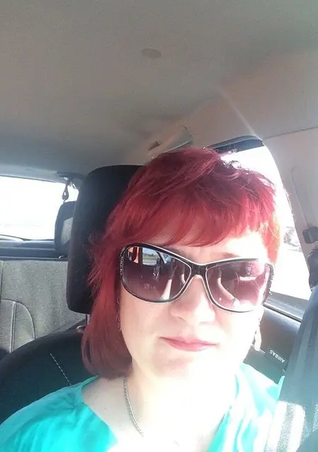 Я Елена, 50, знакомлюсь для дружбы в Санкт-Петербурге