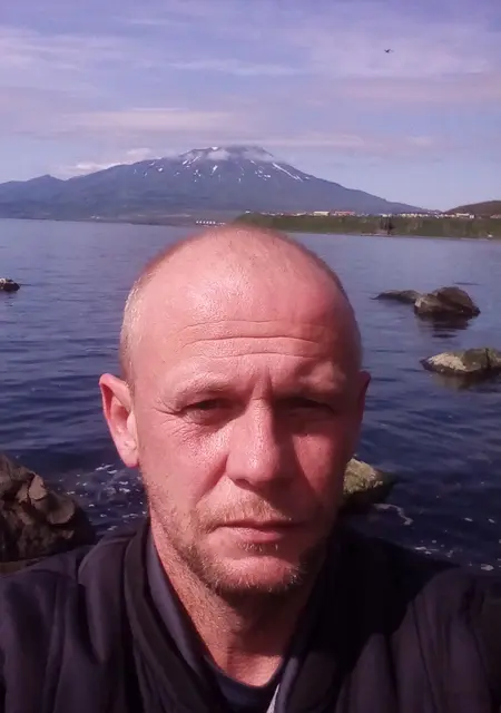 Я Павел, 48, знакомлюсь без обязательств в Курильске