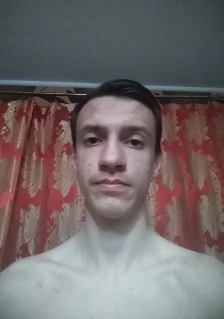 Я Артём, 21, знакомлюсь на одну ночь в Таллине