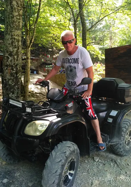 Я Сергей, 50, знакомлюсь на одну ночь в Нерюнгри